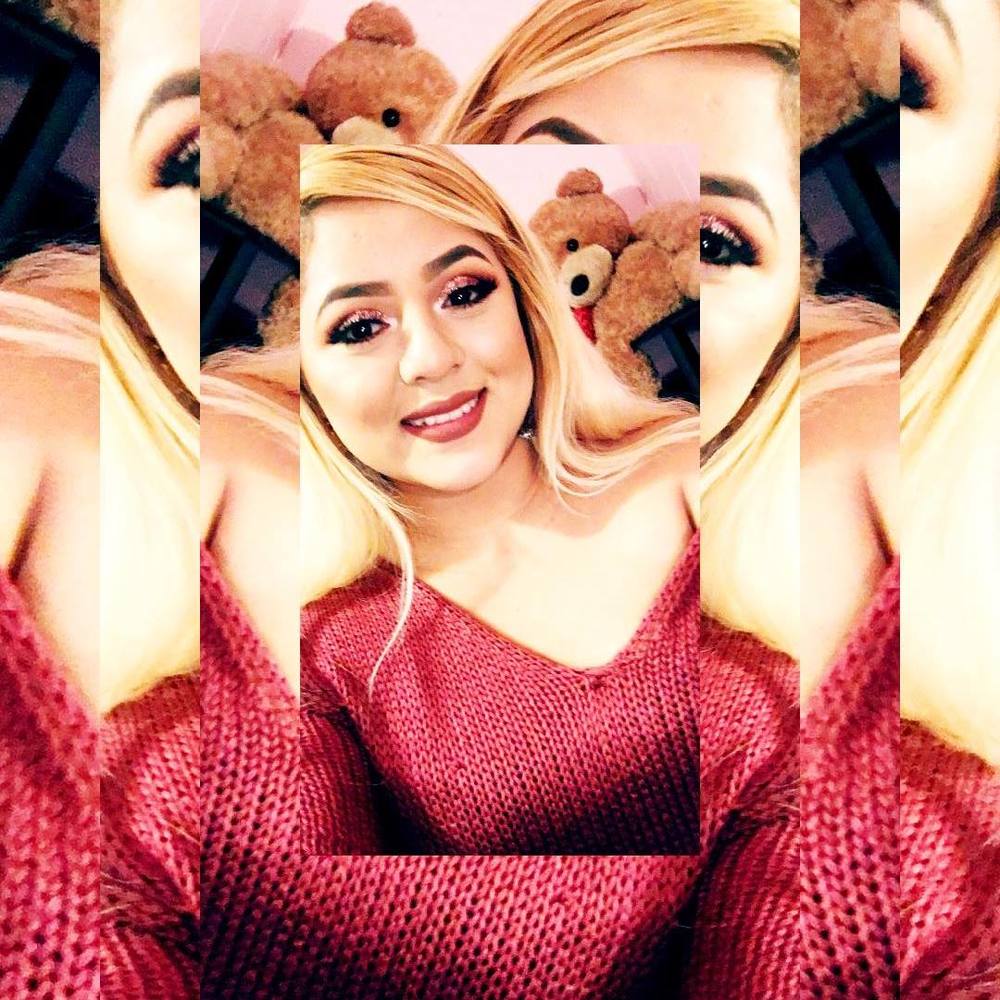 Meet your Posher, Crystal